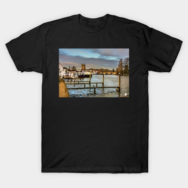 Henley on Thames Riverside in Oxfordshire T-Shirt by IanWL